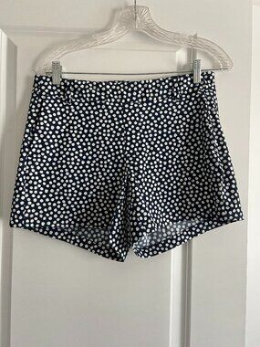 NWOT SPANX Sunshine 4" Stretch Shorts Navy Polka Dot Medium